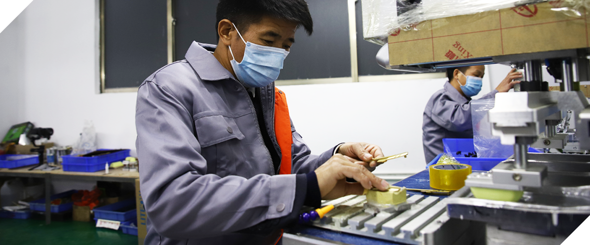 玩具噴油上色 玩具噴油上色