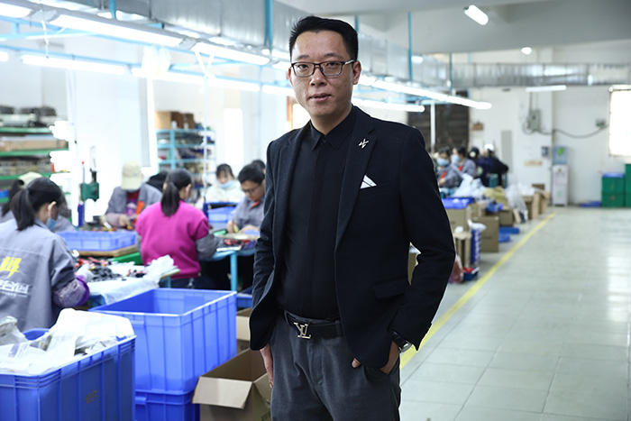 極藝生產部經理-林江海