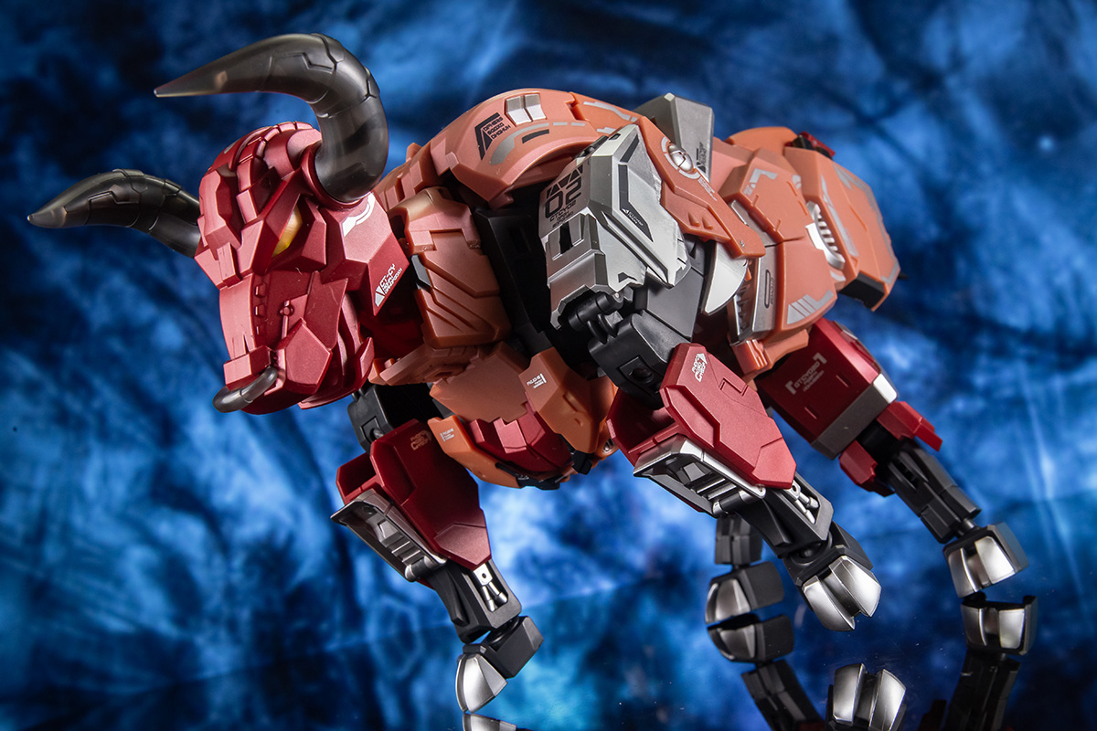 藏玩閣CY02-地牛LANDBULL變形玩具 藏玩閣CY02-地牛LANDBULL變形玩具